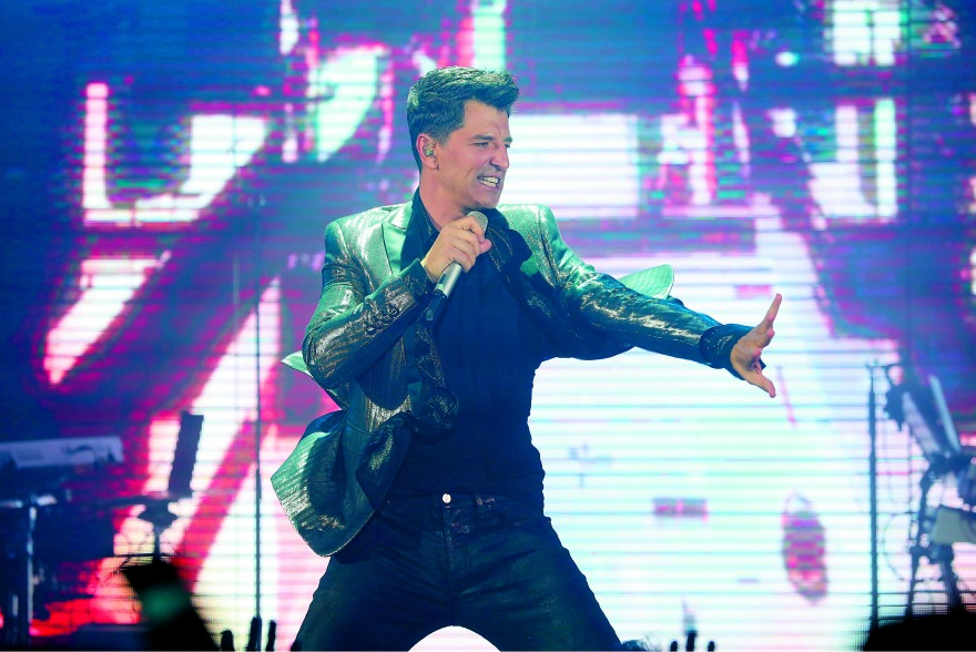 Desmond Child: Ο συνθέτης των ροκ σταρ στην Αθήνα  για τα γλυπτά του Παρθενώνα