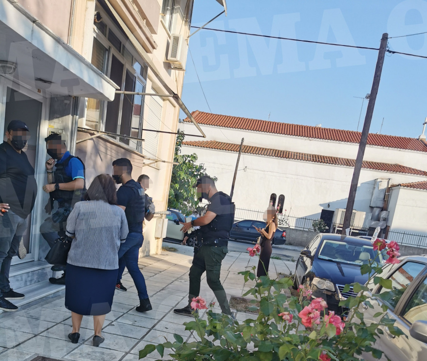 Θεσσαλονίκη: 24 κιλά ναρκωτικά βρέθηκαν στο σπίτι του 32χρονου στην Καλαμαριά - Σήμερα στον Εισαγγελέα