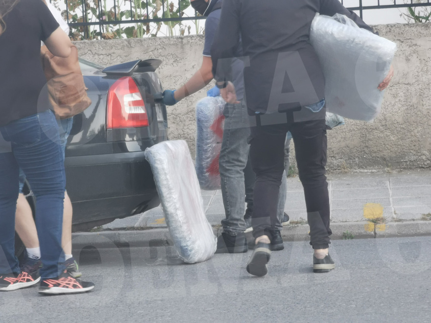 Θεσσαλονίκη: 24 κιλά ναρκωτικά βρέθηκαν στο σπίτι του 32χρονου στην Καλαμαριά - Σήμερα στον Εισαγγελέα