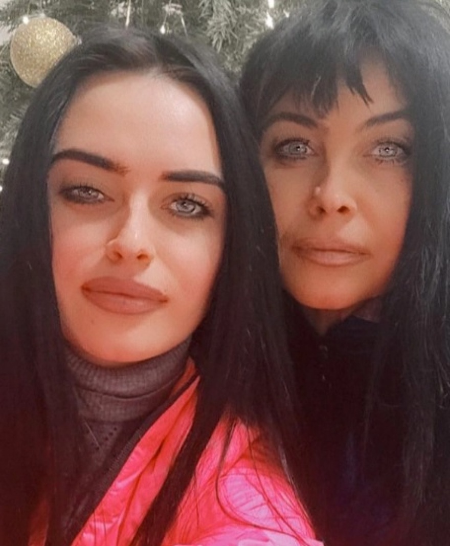 Ουκρανία: Ρώσοι στρατιώτες εκτέλεσαν συμπατριώτη τους όταν τους ζήτησε να μην πυροβολήσουν μια μάνα με την κόρη της