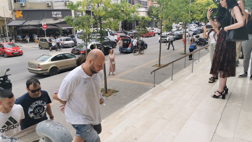 Θεσσαλονίκη: Στον εισαγγελέα ο 32χρονος πιστολέρο που άνοιξε πυρ στην Καλαμαριά