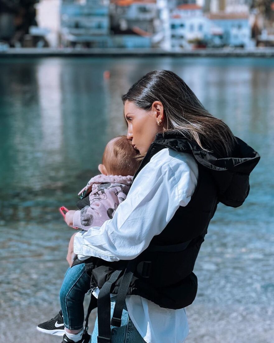 Αθηνά Οικονομάκου: Η τρυφερή ανάρτησή της για τα πρώτα γενέθλια της κόρης της