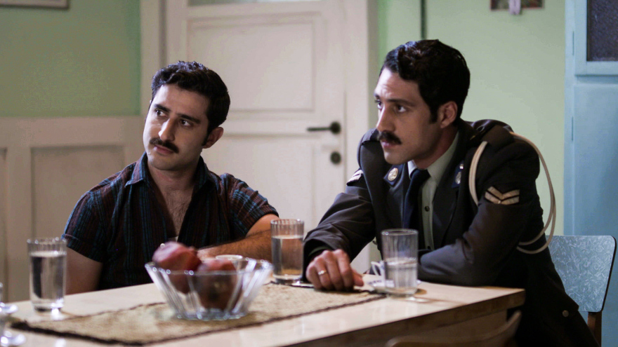 Άγριες Μέλισσες: Ο Ακύλας βάζει σε εφαρμογή το σχέδιό του για να γλιτώσει από τη δίκη