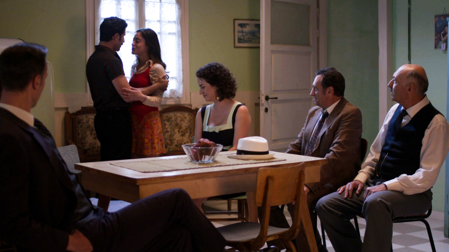 Άγριες Μέλισσες: Ο Ακύλας βάζει σε εφαρμογή το σχέδιό του για να γλιτώσει από τη δίκη