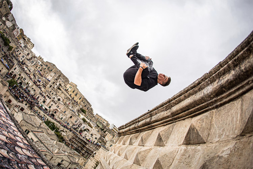 Οι αθλητές του φετινού Red Bull Art of Motion μέσα από μια ξεχωριστή ματιά