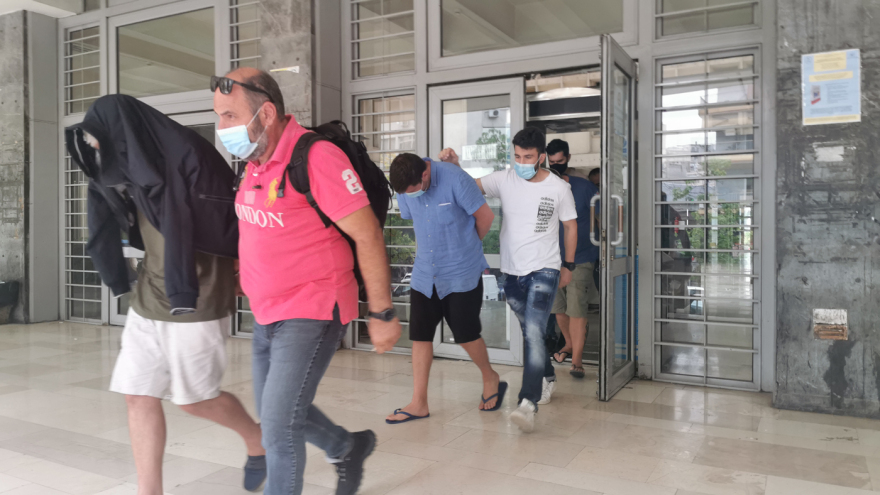 Θεσσαλονίκη: Τρεις μόλις ημέρες πριν από την έφοδο της αστυνομίας οι Βρετανοί είχαν νοικιάσει την πολυτελή βίλα 