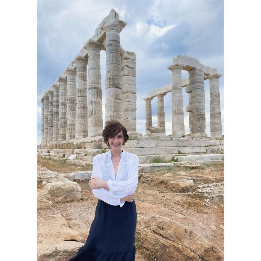 Ολυμπία Κρασαγάκη για τον καρκίνο: «Δεν πενθώ για τα μακριά κυματιστά μαλλιά μου»