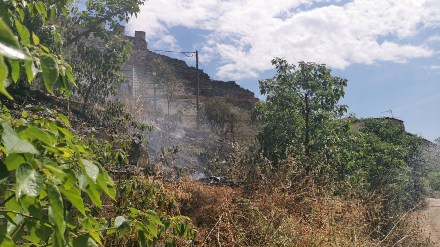 Θεσσαλονίκη: Συναγερμός για δύο ταυτόχρονες φωτιές στις Συκιές - Κάηκαν κάδοι και προκλήθηκαν ζημιές σε ΙΧ