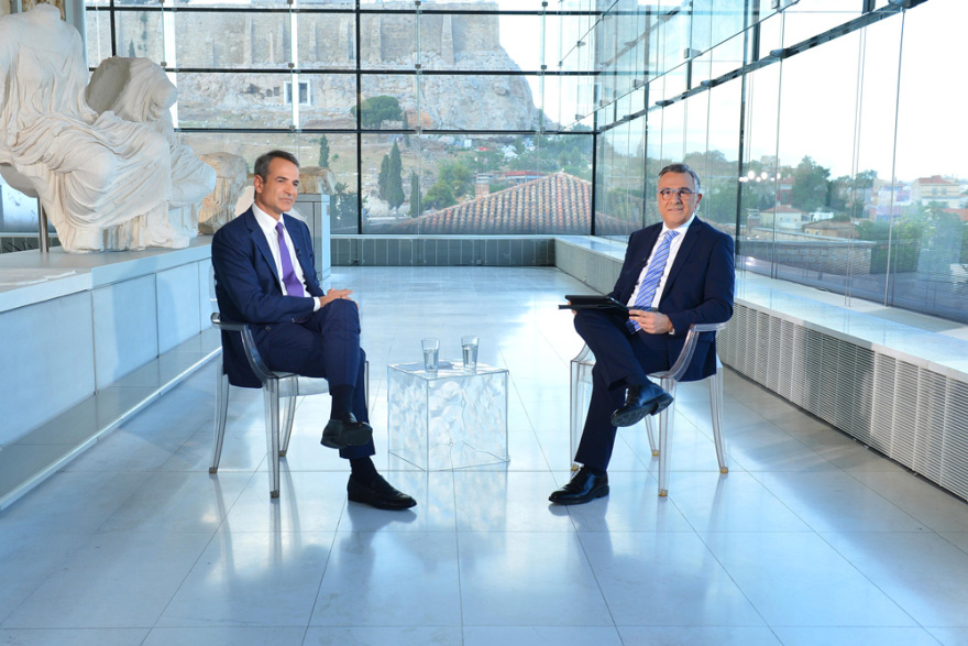 Μητσοτάκης στην ΕΡΤ: Θα υπάρξει παρέμβαση και στη βενζίνη - Ανακοινώσεις την επόμενη εβδομάδα