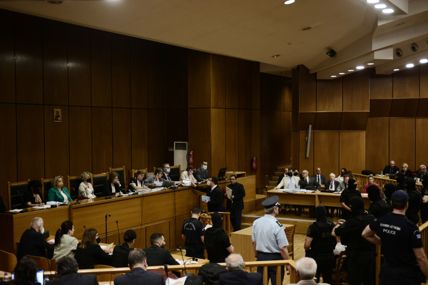 Δίκη Χρυσής Αυγής: Αναβολή ζητά ο Μιχαλολιάκος - «Πολιτικός κρατούμενος» δήλωσε o Λαγός