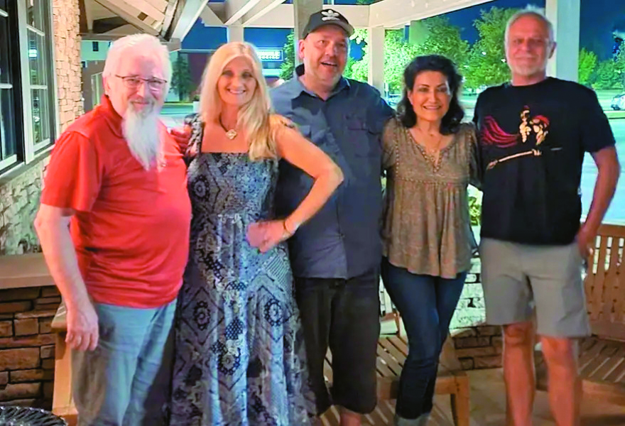 Reunion 60 χρόνια μετά για τα ελληνόπουλα που η πείνα τα «σκόρπισε» σε ξένα χέρια