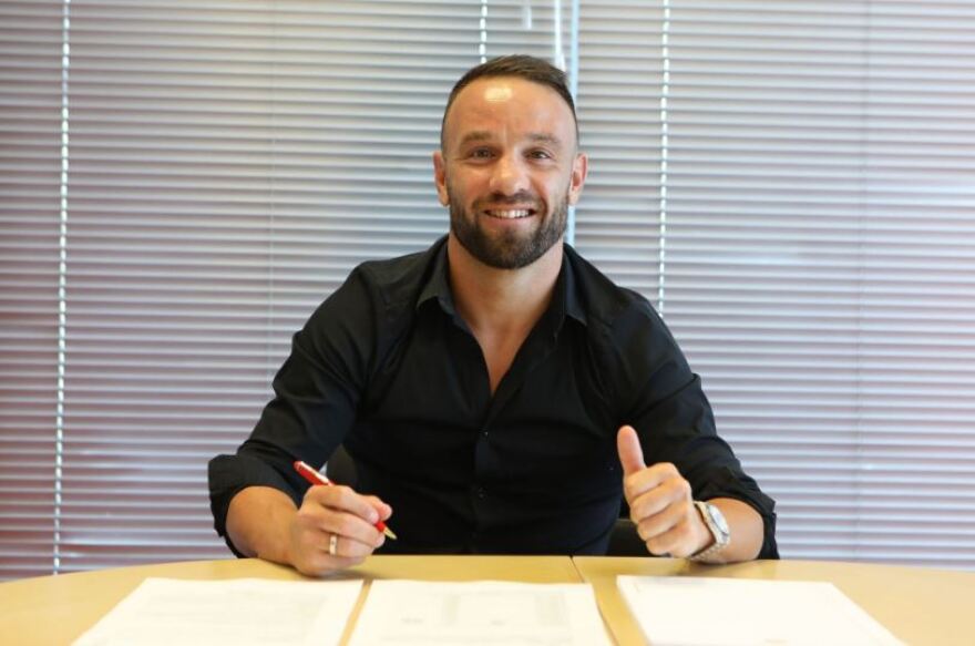 Ολυμπιακός: Ανανέωσε ο Βαλμπουενά 