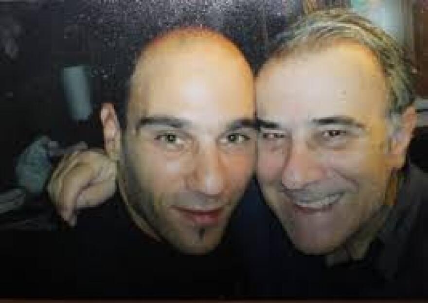 Βασίλης Μαλούχος: Οι τραγικοί θάνατοι των δύο γιων του και ο αγώνας του ενάντια  στα ναρκωτικά