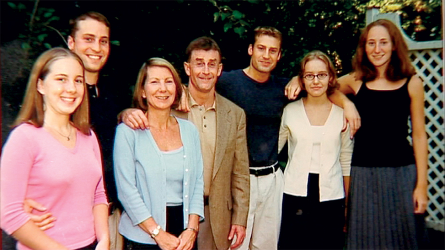 The Staircase: Ήταν ο θάνατος της Κάθλιν Πίτερσον το τέλειο έγκλημα;