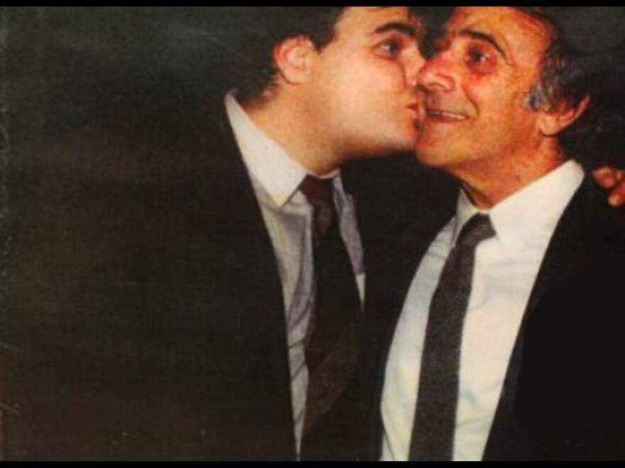 Βασίλης Μαλούχος: Οι τραγικοί θάνατοι των δύο γιων του και ο αγώνας του ενάντια  στα ναρκωτικά