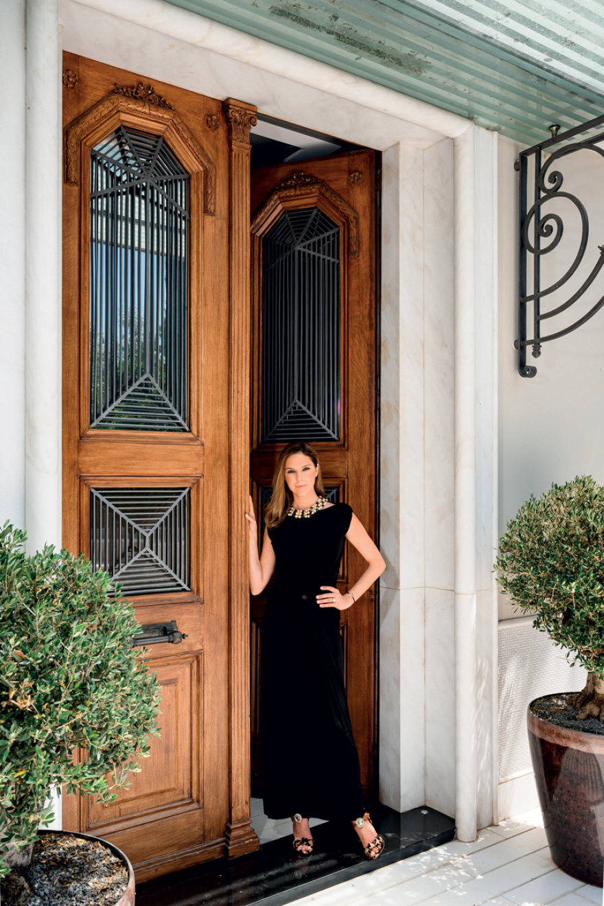 Φαίη Μπαρμπαλιά-Μάνεση: Το βιβλίο της ζωής