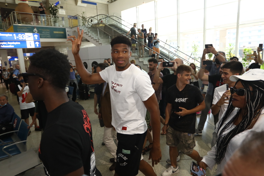 Αντετοκούνμπο: «Οι άνδρες με ποιότητα δεν φοβούνται την ισότητα»