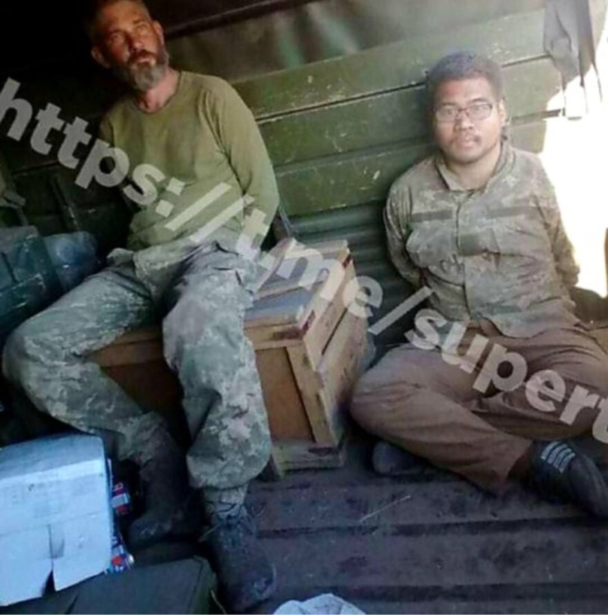 Βίντεο με τους δύο Αμερικανούς που αιχμαλωτίστηκαν στην Ουκρανία μετέδωσαν ρωσικά ΜΜΕ