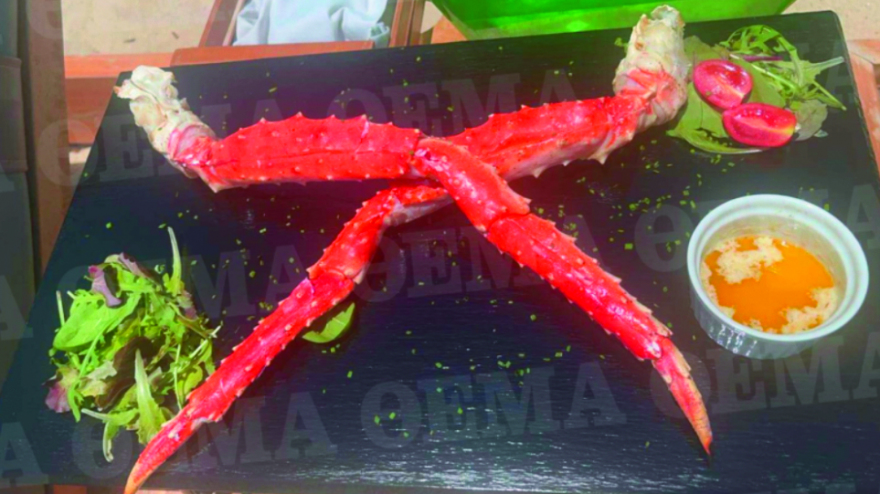 Μπαράζ μηνύσεων για τα «χρυσά» καβουροπόδαρα της Μυκόνου