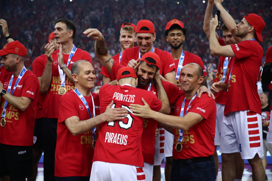 Stoiximan Basket League - Πρωταθλητής ο Ολυμπιακός: Νίκησε 93-74 τον Παναθηναϊκό στο ΣΕΦ, έκανε το 3-0 και επέστρεψε στην κορυφή! 