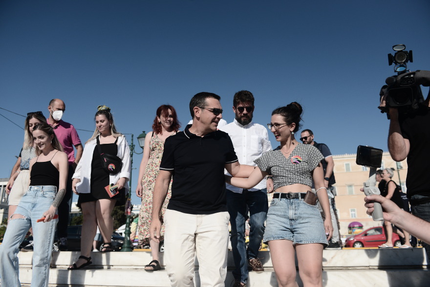 Athens Pride: Υπουργοί της κυβέρνησης και στελέχη κομμάτων έδωσαν το «παρών»