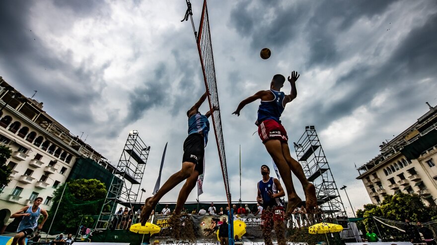 Thessaloniki Grand Slam: Όμορφες εικόνες από το τουρνουά μπιτς βόλεϊ στο κέντρο της πόλης