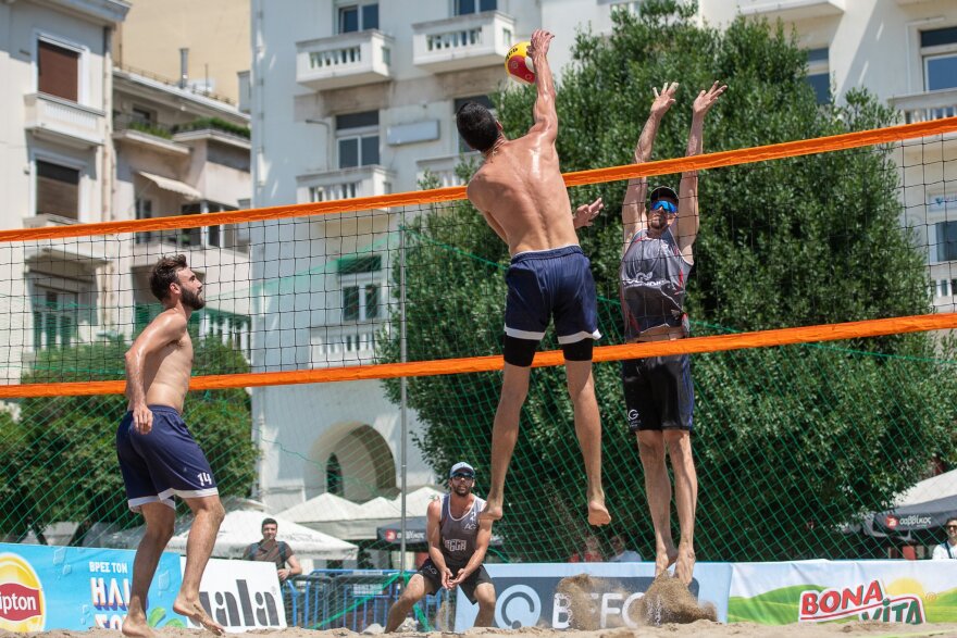 Thessaloniki Grand Slam: Όμορφες εικόνες από το τουρνουά μπιτς βόλεϊ στο κέντρο της πόλης
