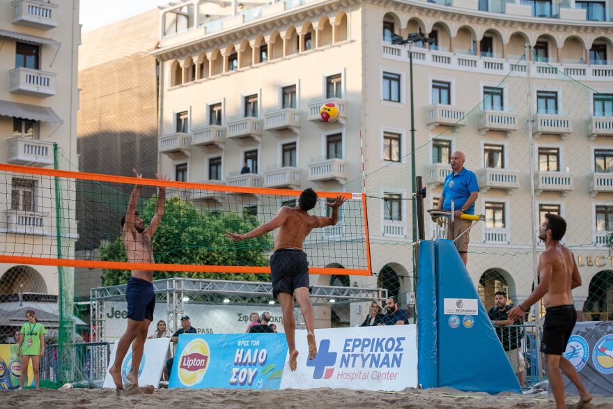Thessaloniki Grand Slam: Όμορφες εικόνες από το τουρνουά μπιτς βόλεϊ στο κέντρο της πόλης