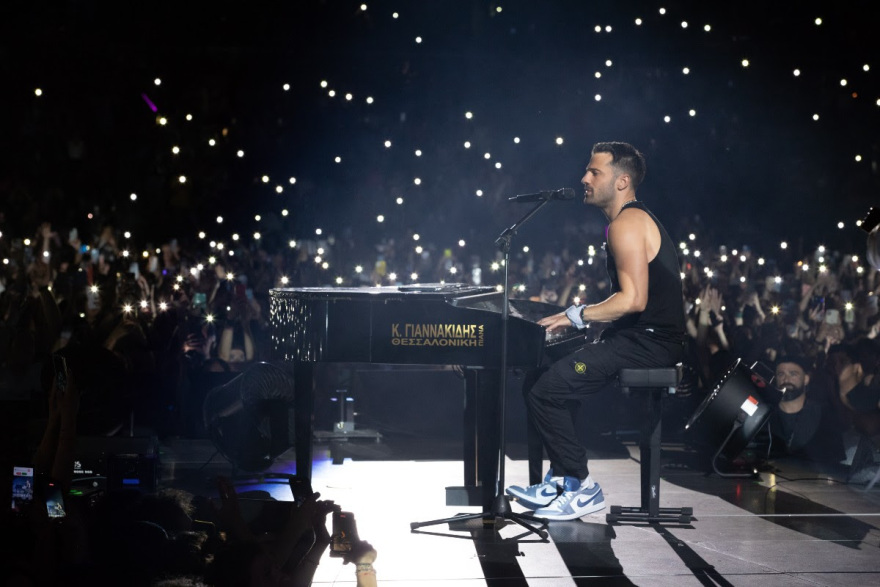 Κωνσταντίνος Αργυρός - Ελένη Φουρέιρα: Αποθεώθηκαν στη συναυλία τους στη Θεσσαλονίκη