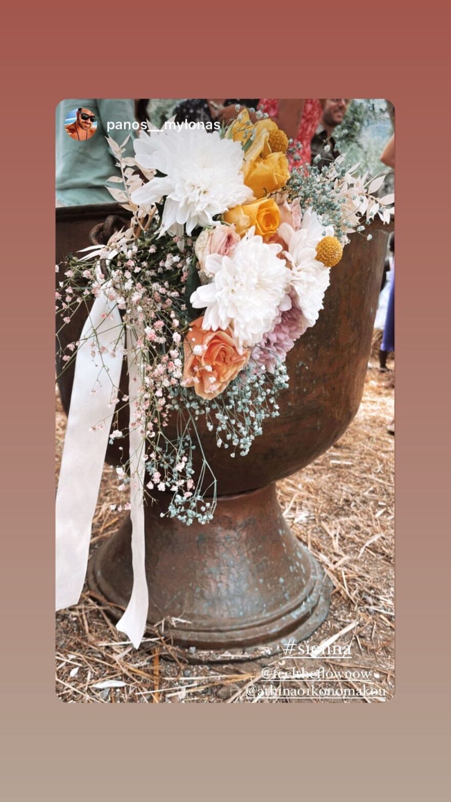 Αθηνά Οικονομάκου: Βάφτισε την κόρη της - Το φωτογραφικό άλμπουμ της βάφτισης