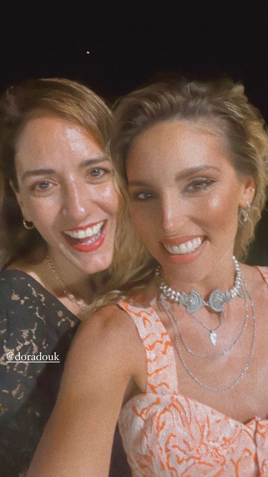 Αθηνά Οικονομάκου: Βάφτισε την κόρη της - Το φωτογραφικό άλμπουμ της βάφτισης