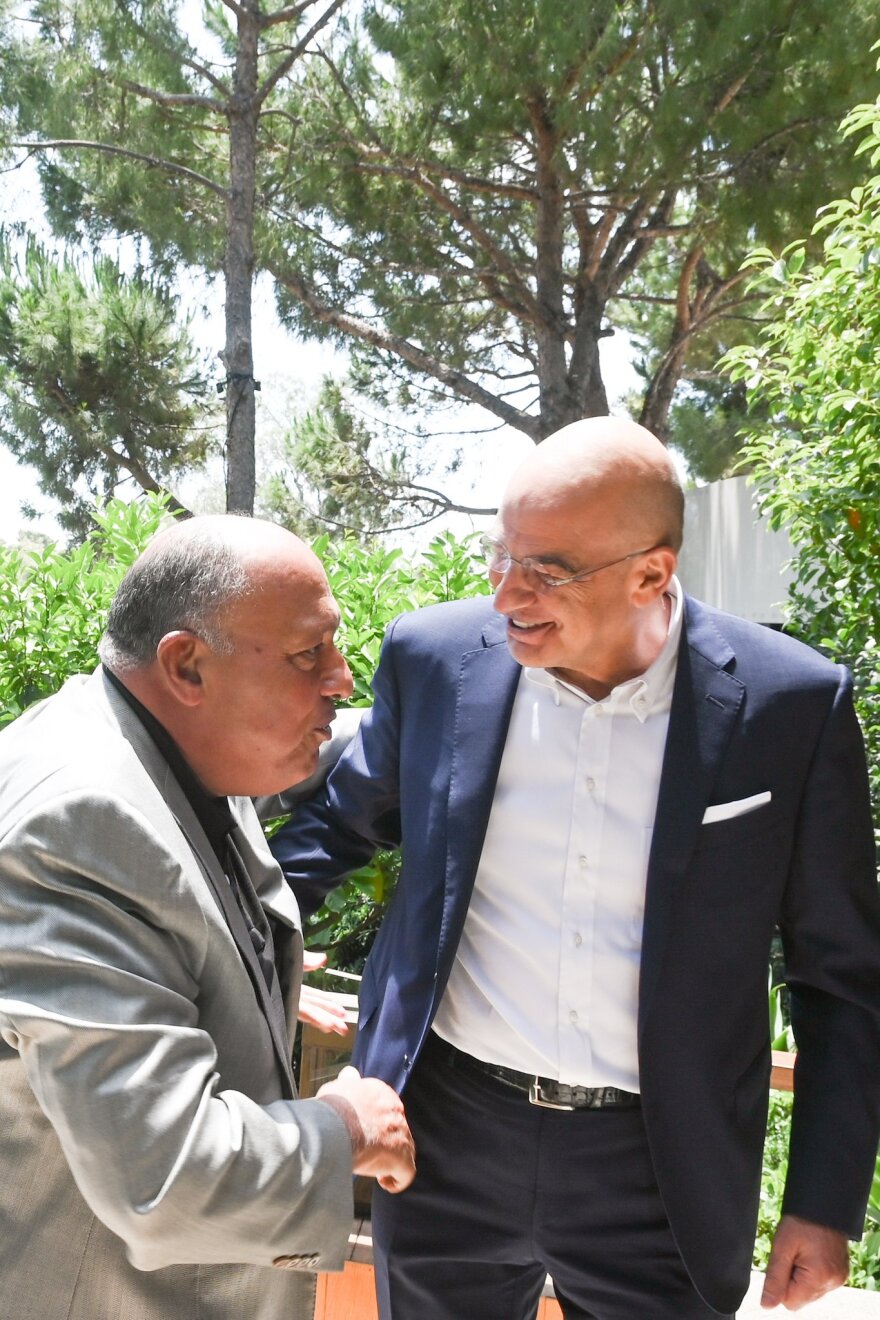 Δένδιας και Σούκρι ταξίδεψαν μαζί στο Λουξεμβούργο για το Συμβούλιο Σύνδεσης ΕΕ - Αιγύπτου