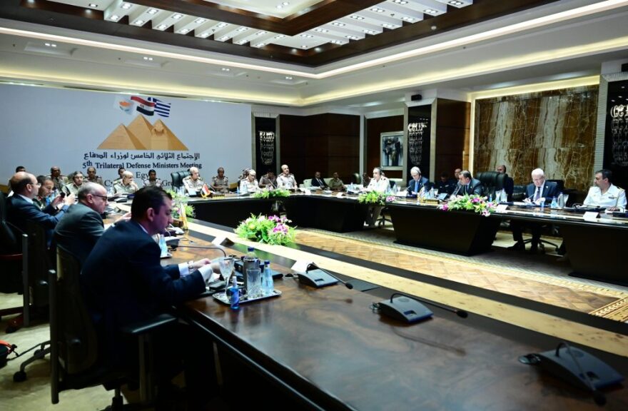 Τριμερής Ελλάδας - Κύπρου - Αιγύπτου: Οι υπουργοί Άμυνας καταδικάζουν τις μονομερείς ενέργειες της Τουρκίας
