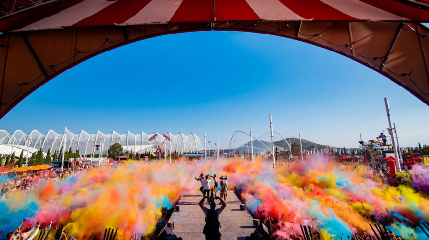 Ήρθε η στιγμή που όλοι περιμέναμε για το Colourday Festival!