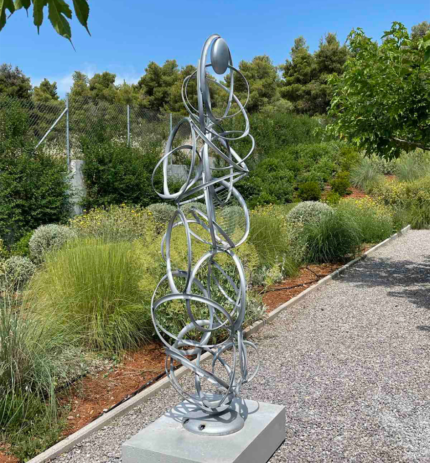 Δύο σημαντικά έργα τέχνης στο Αποτεφρωτήριο Ριτσώνας