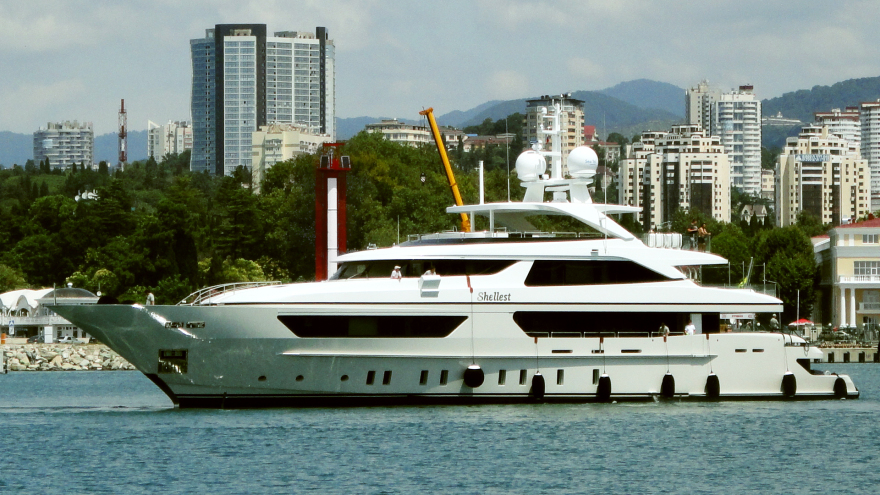 Ένα email αποκάλυψε περιουσιακά στοιχεία 4,5 δισ. δολαρίων που ανήκουν σε φίλους του Πούτιν