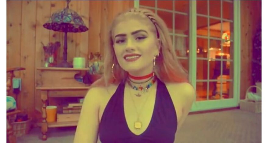 Σοφία Χατζηπαντελή: Δείτε τη πριν χρόνια χωρίς το μονόφρυδο και με ξανθά μαλλιά