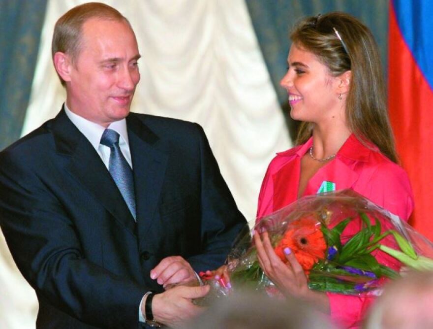 Πόλεμος στην Ουκρανία: Φήμες ότι η ερωμένη του Πούτιν Καμπάεβα έχει δύο σπίτια στην Τουρκία