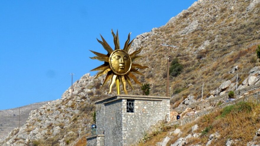 Ο Δήμος Ύδρας βράβευσε τον παγκοσμίου φήμης pop art καλλιτέχνη Jeff Koons