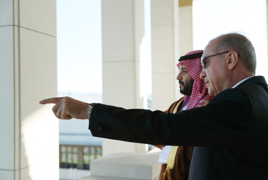 Αναθέρμανση στις σχέσεις Ερντογάν-Μπιν Σαλμάν - Συζήτησαν για την ενίσχυση των αμυντικών σχέσεων 