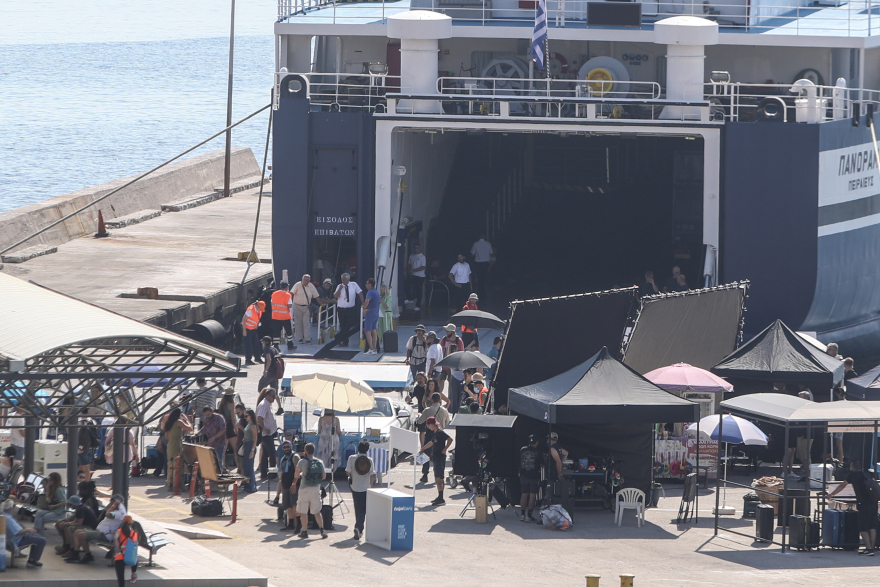  Γάμος αλά ελληνικά 3: Ξεκίνησαν στο λιμάνι της Ραφήνας τα γυρίσματα της ταινίας