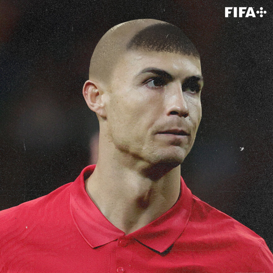 H FIFA παρουσίασε Μέσι και Κριστιάνο με το κούρεμα του Βραζιλιάνου Ρονάλντο από το 2002 