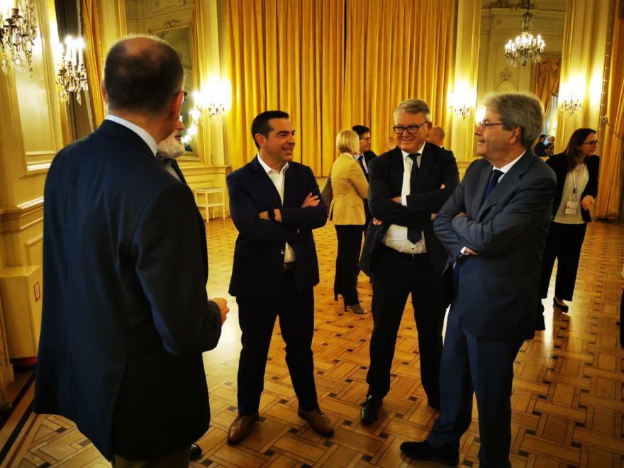Τσίπρας στη σύνοδο των ευρωσοσιαλιστών: Άμεσα πρωτοβουλία για ειρήνη στην Ουκρανία