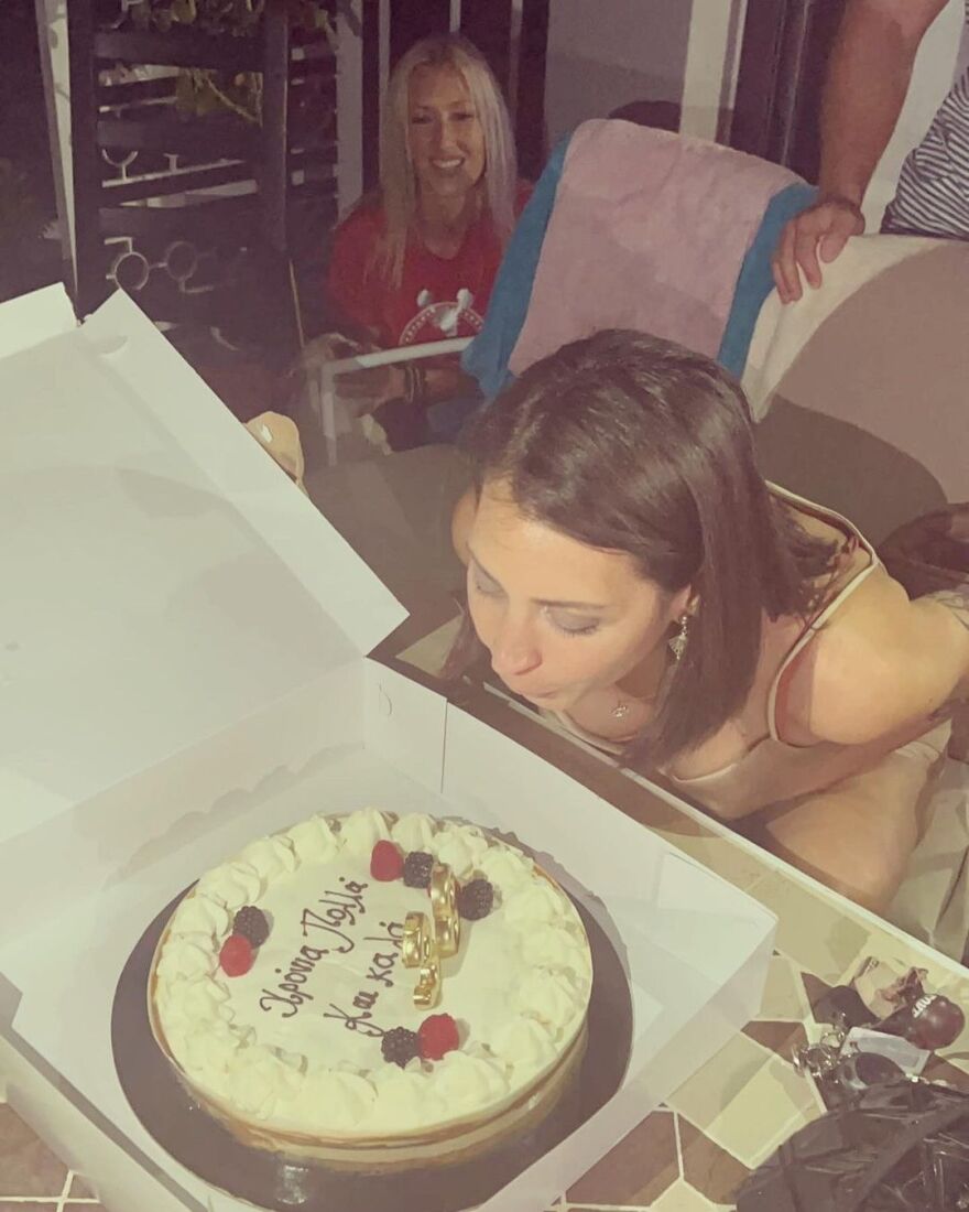 Η σύντροφος του Πάνου Νάτση γιόρτασε τα πρώτα της γενέθλια μετά τον θάνατό του