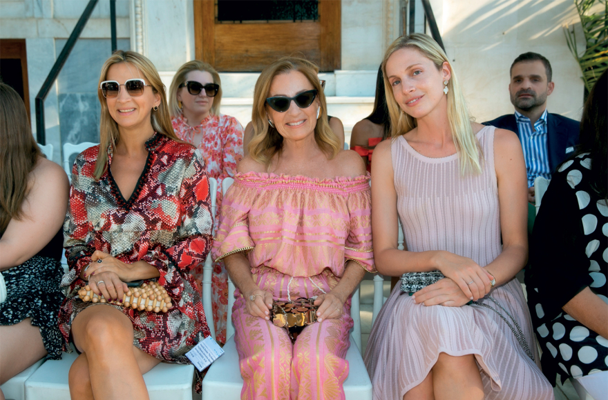 Βασίλης Ζούλιας: Το fashion show των «Κύκνων» με φόντο την Ακρόπολη