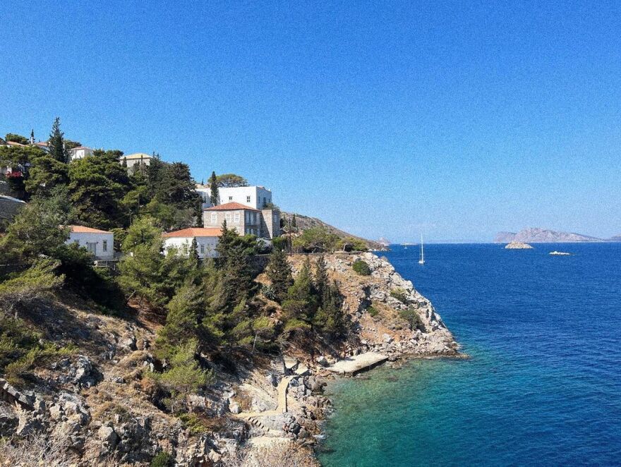 Τόνια Σωτηροπούλου: Με τον Κωστή Μαραβέγια στην Ύδρα, το νησί που παντρεύτηκαν