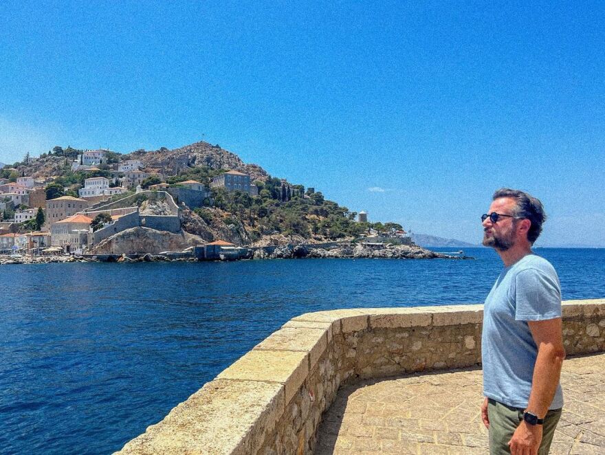 Τόνια Σωτηροπούλου: Με τον Κωστή Μαραβέγια στην Ύδρα, το νησί που παντρεύτηκαν