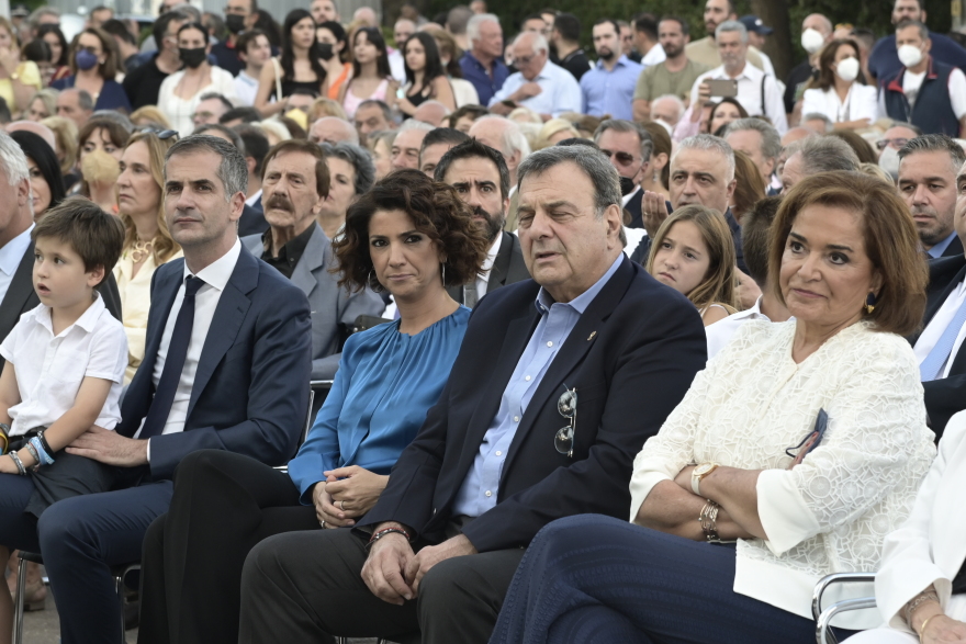 Αποκαλυπτήρια προτομής του Παύλου Μπακογιάννη από την Κατερίνα Σακελλαροπούλου