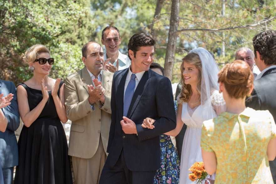 Άγριες Μέλισσες: Η Δρόσω δίνει την πολυπόθητη απάντηση στον Κωνσταντή