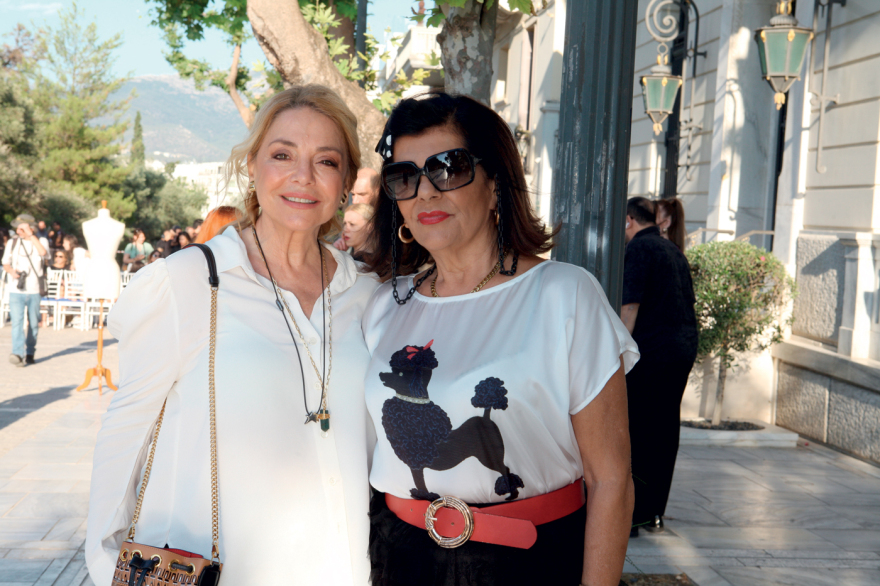 Βασίλης Ζούλιας: Το fashion show των «Κύκνων» με φόντο την Ακρόπολη